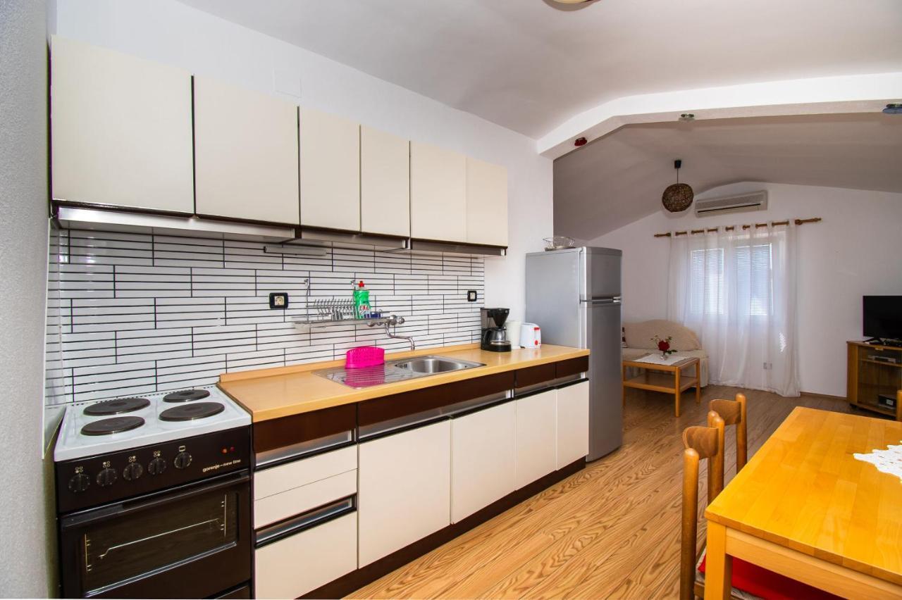 Apartments Happy Place โวดีเซ ภายนอก รูปภาพ