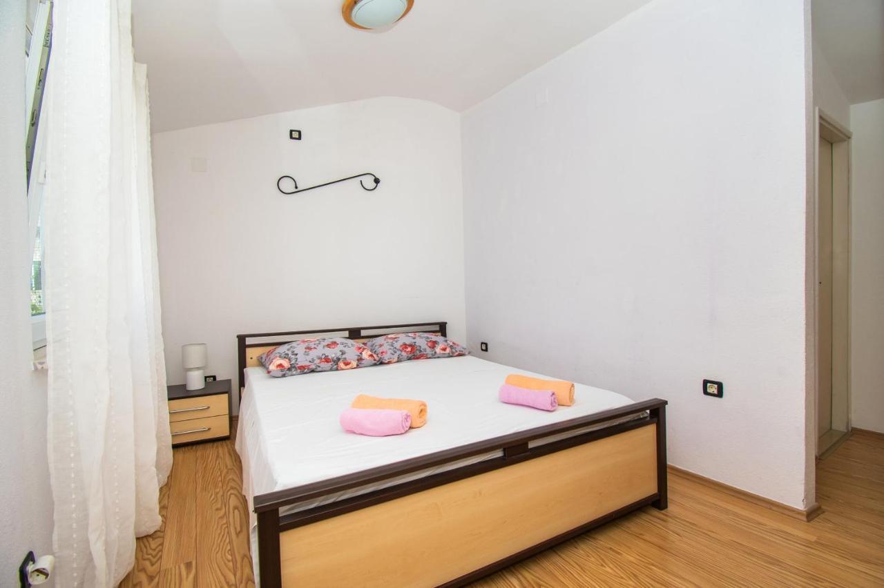 Apartments Happy Place โวดีเซ ภายนอก รูปภาพ