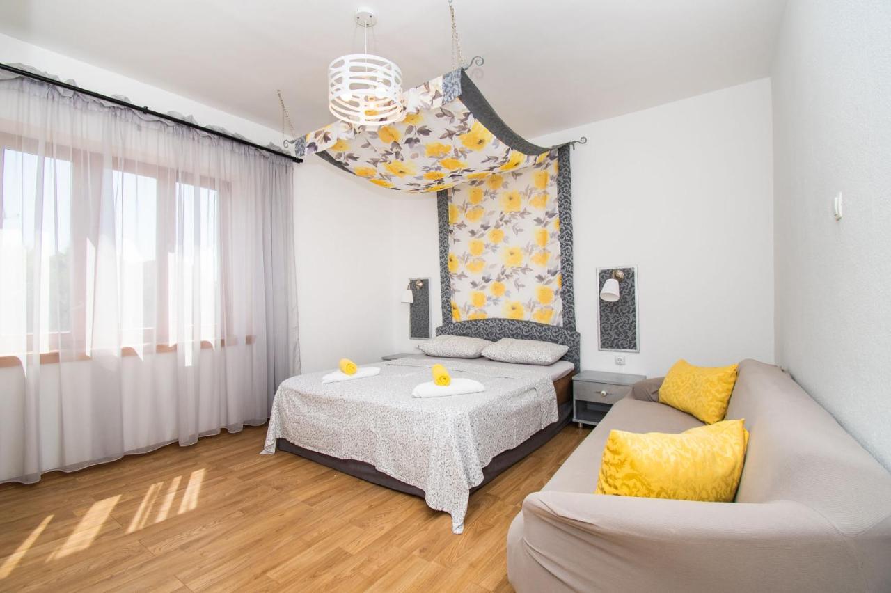 Apartments Happy Place โวดีเซ ภายนอก รูปภาพ